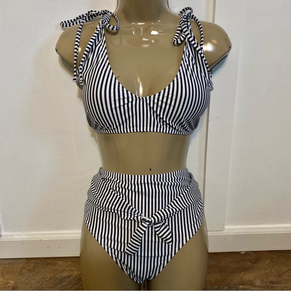 Striped high waisted bikini set